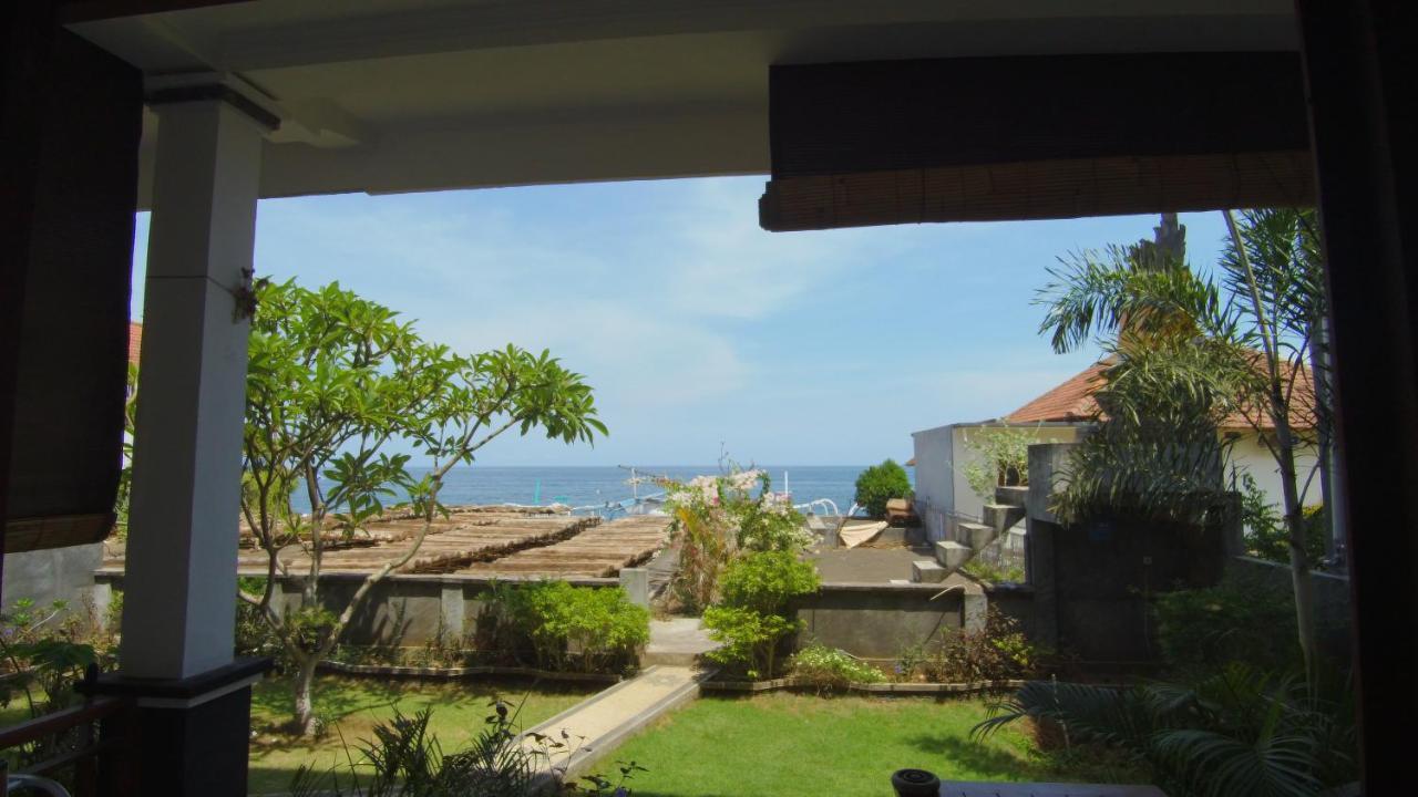Rivera Beach Amed (Bali)