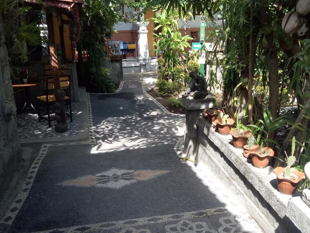 Homestay Tjana Homestay