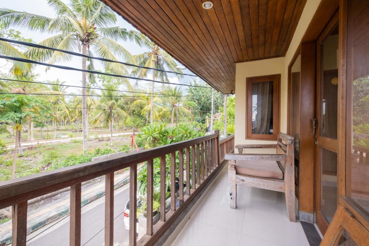 The Point Surfcamp Bali 3*
