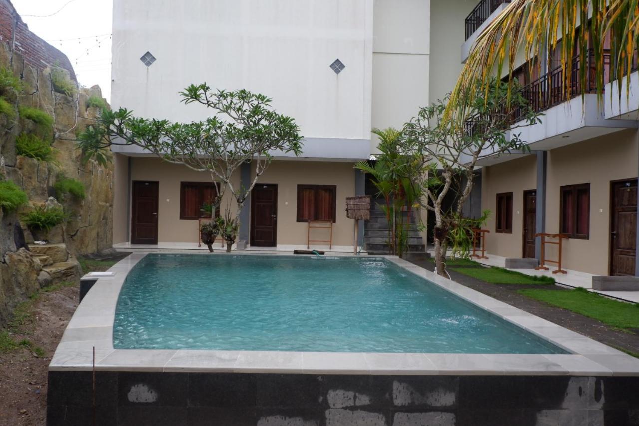 Devata Giri Homestay *