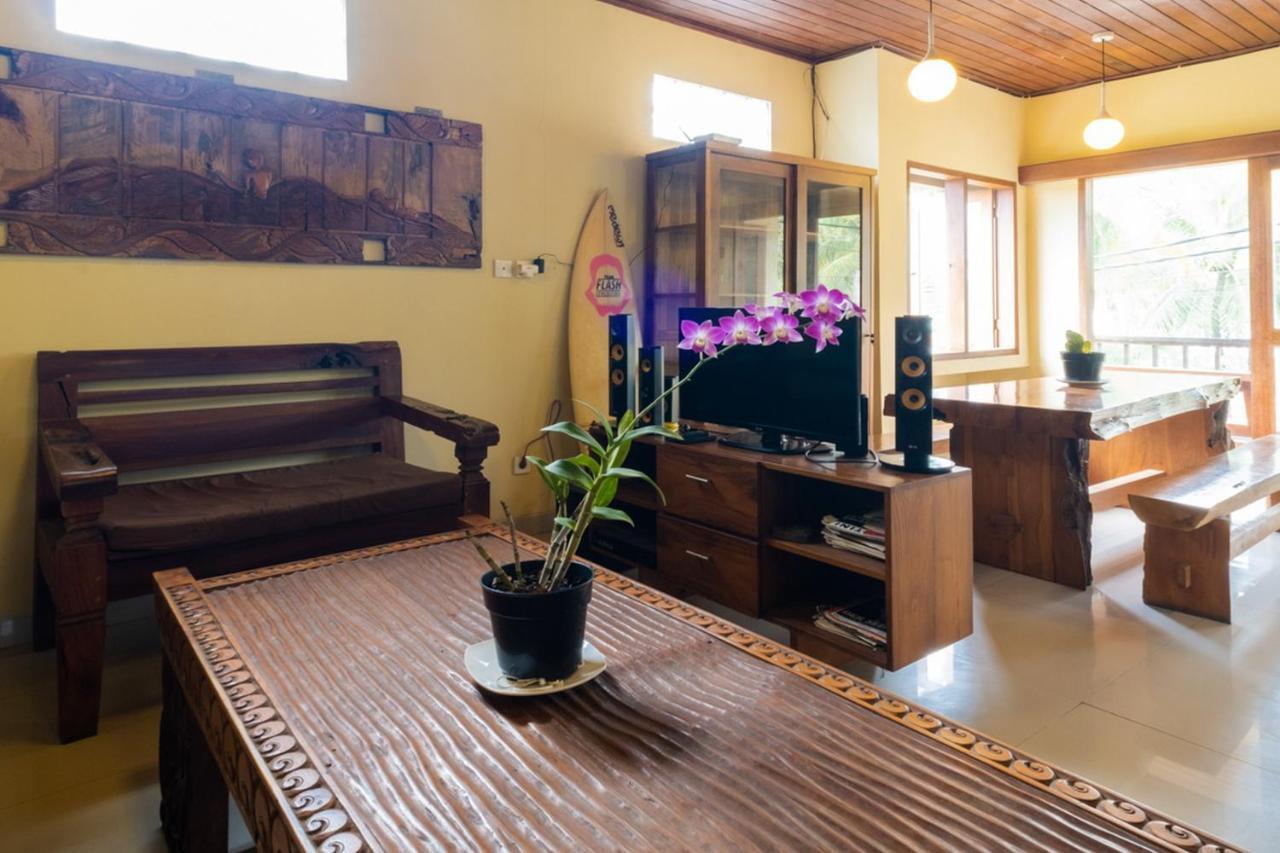 The Point Surfcamp Bali Hotel 3*