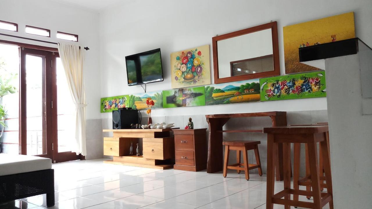 Villa Dencarik *