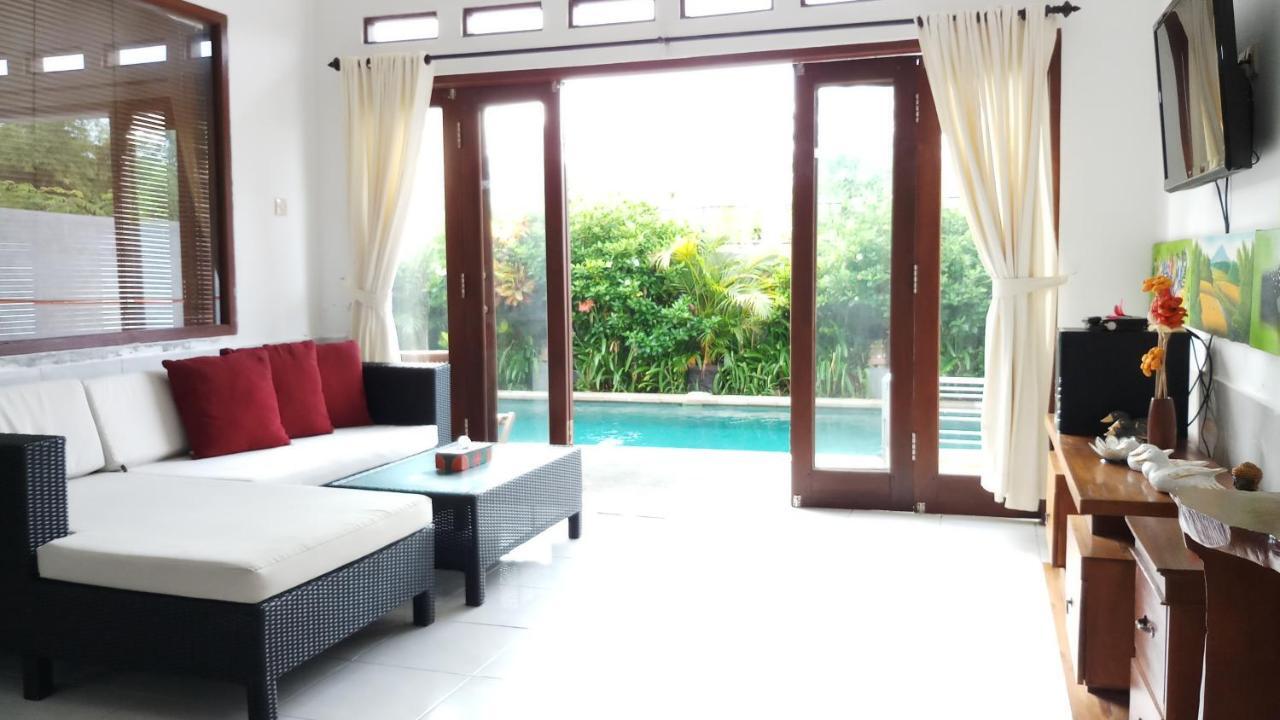 Dencarik Villa Banjar (Bali)