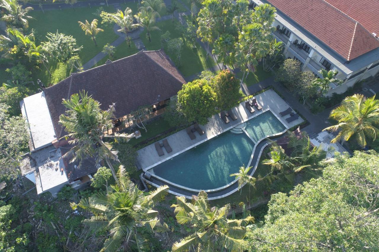 Agung Raka Villa *
