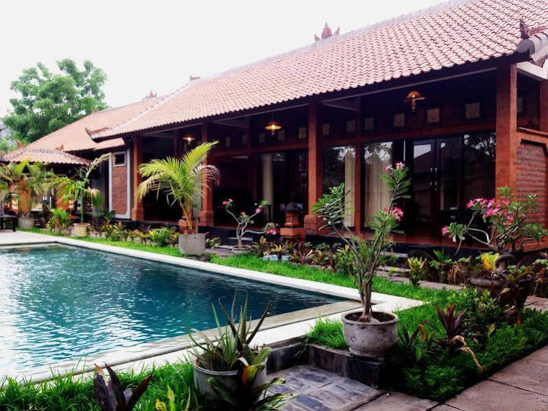 The Sari 3*