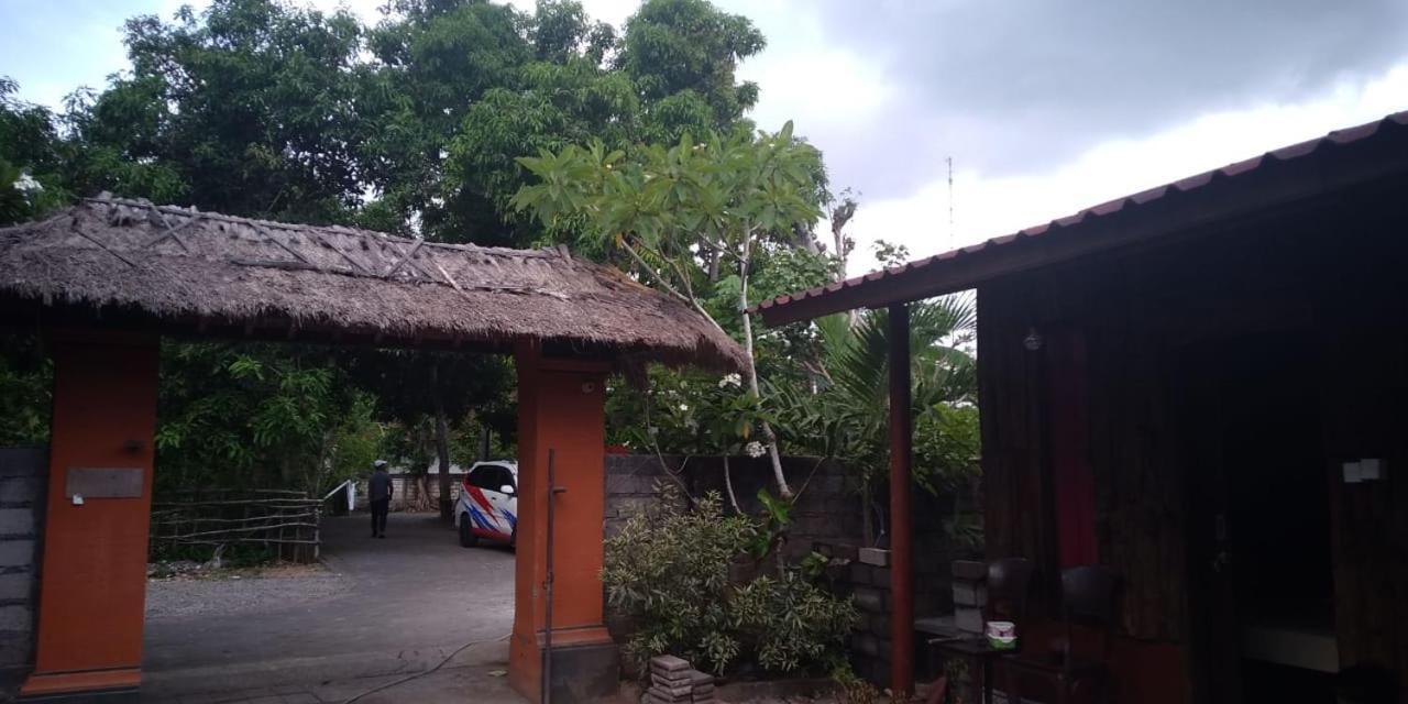 Made Roejas Homestay Uluwatu (Bali)