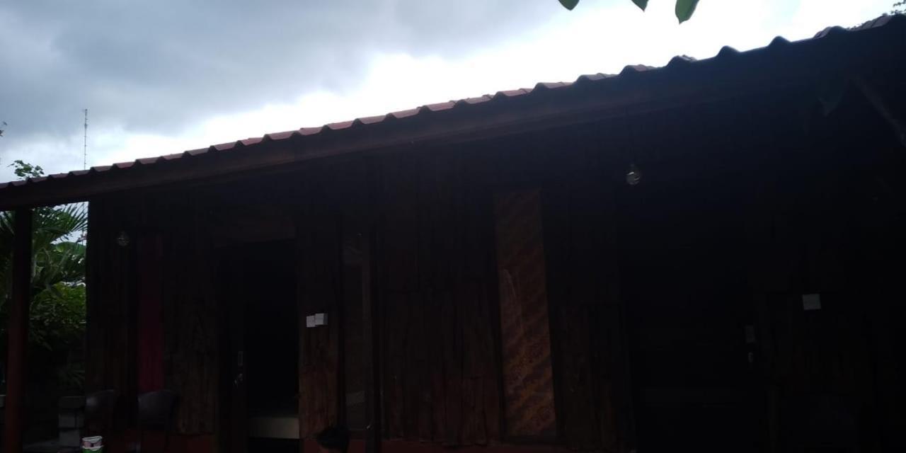 Made Roejas Homestay *