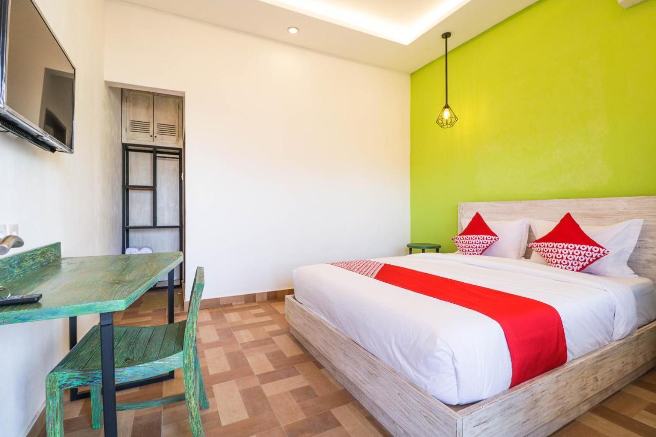 Oyo 2679 Exis Tropical And Hotel