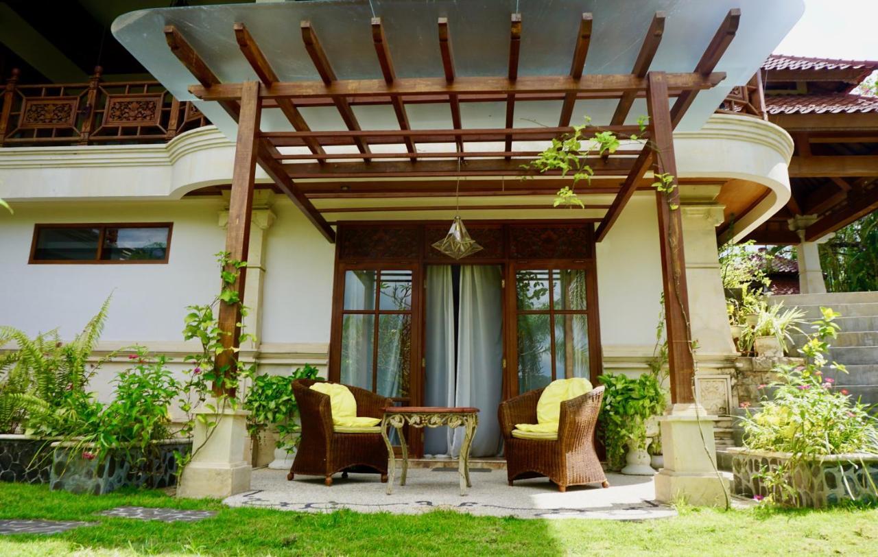 Villa Gunung Paradis Retreat *