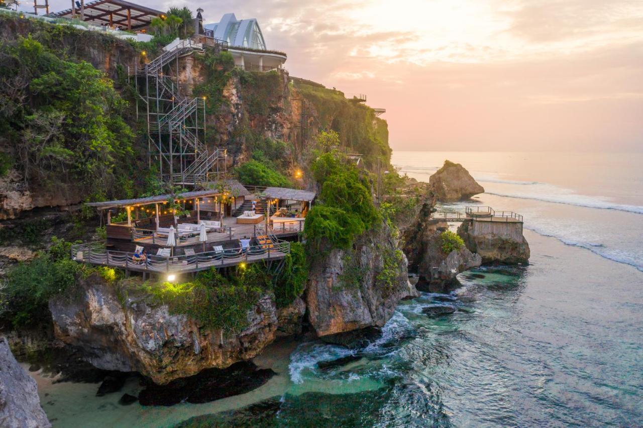 Hotel Ulu Cliffhouse