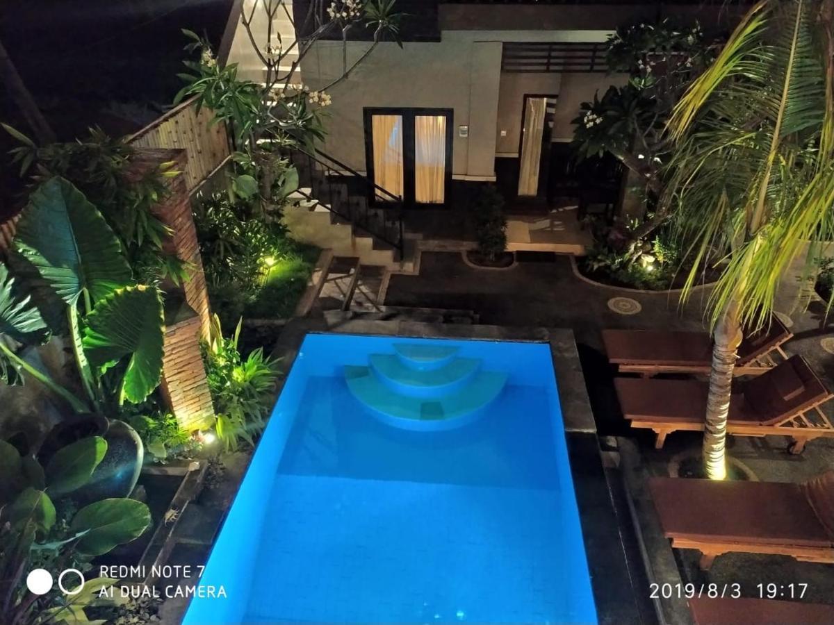 Di Hotel 3*