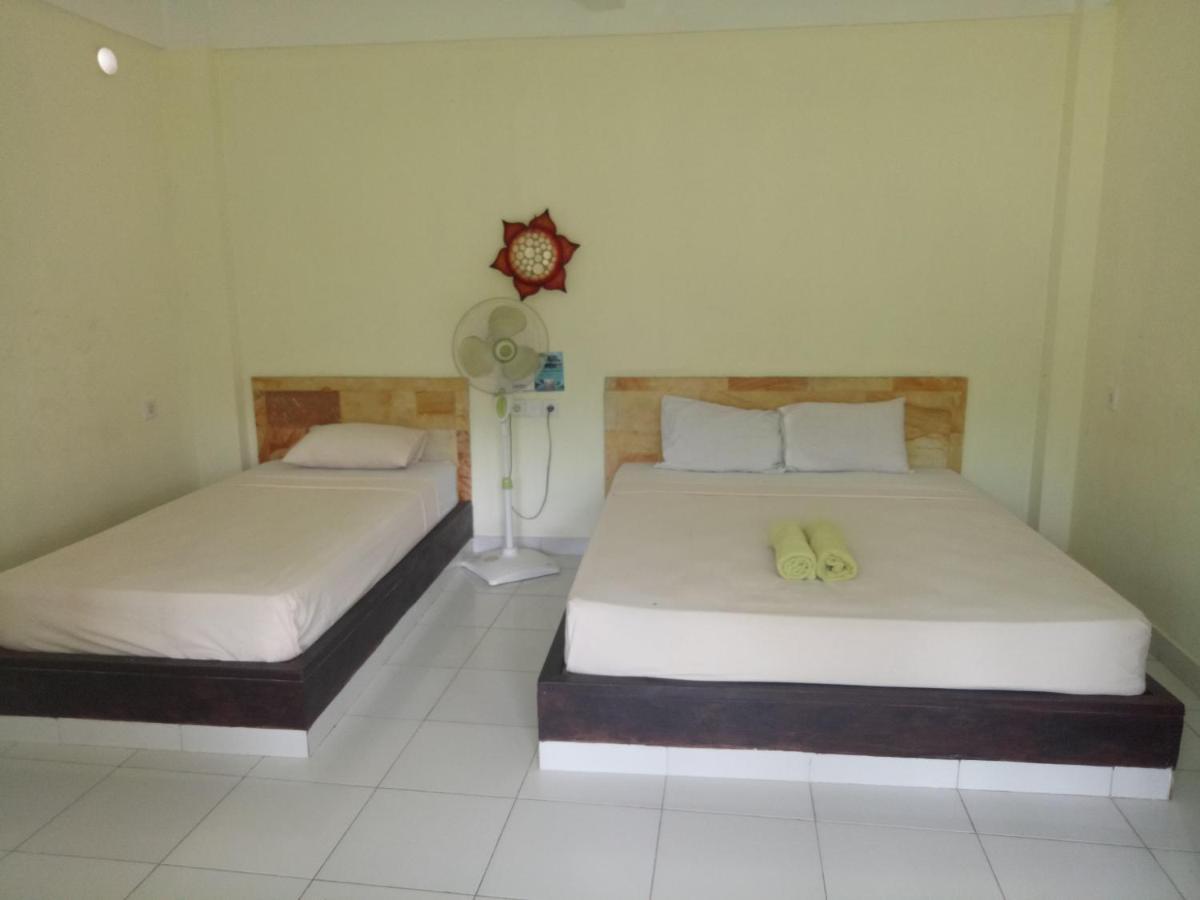 Stop Homestay, Rooftop Restaurant And Bar 2* Amed (Bali)