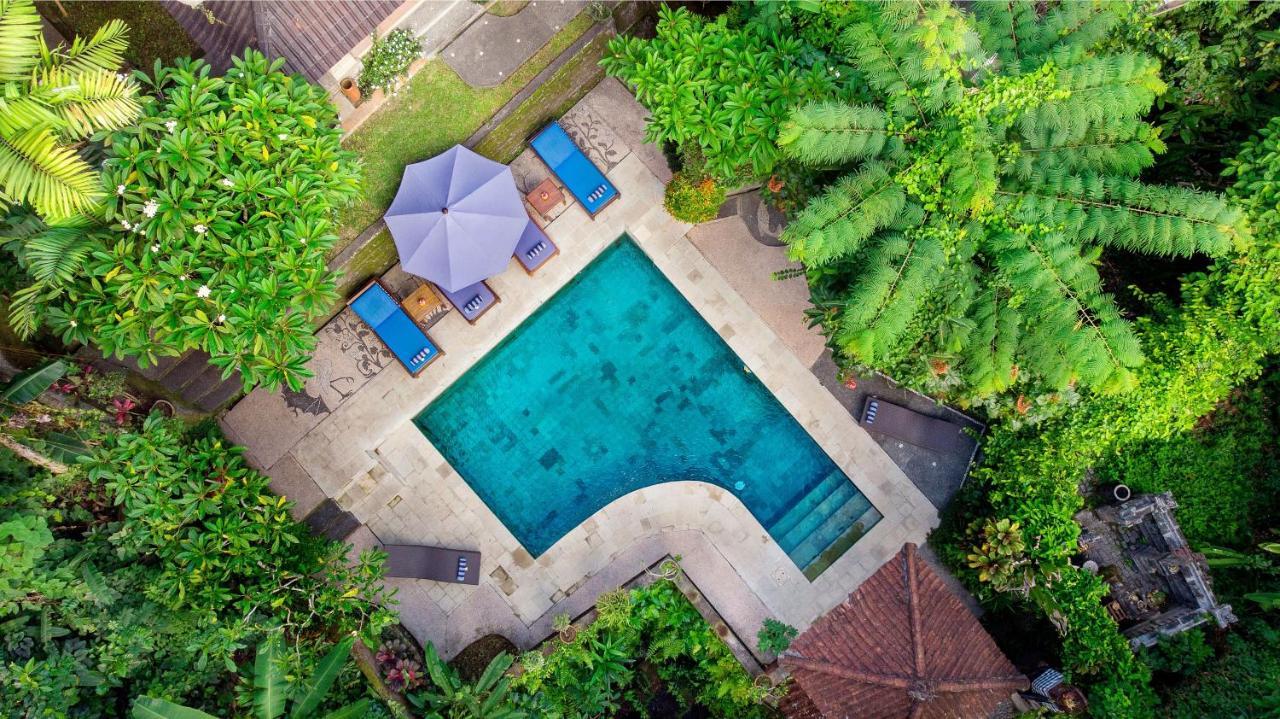 Hotel Kebun Indah 4*