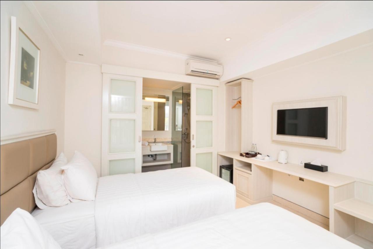 Alron Kuta Hotel