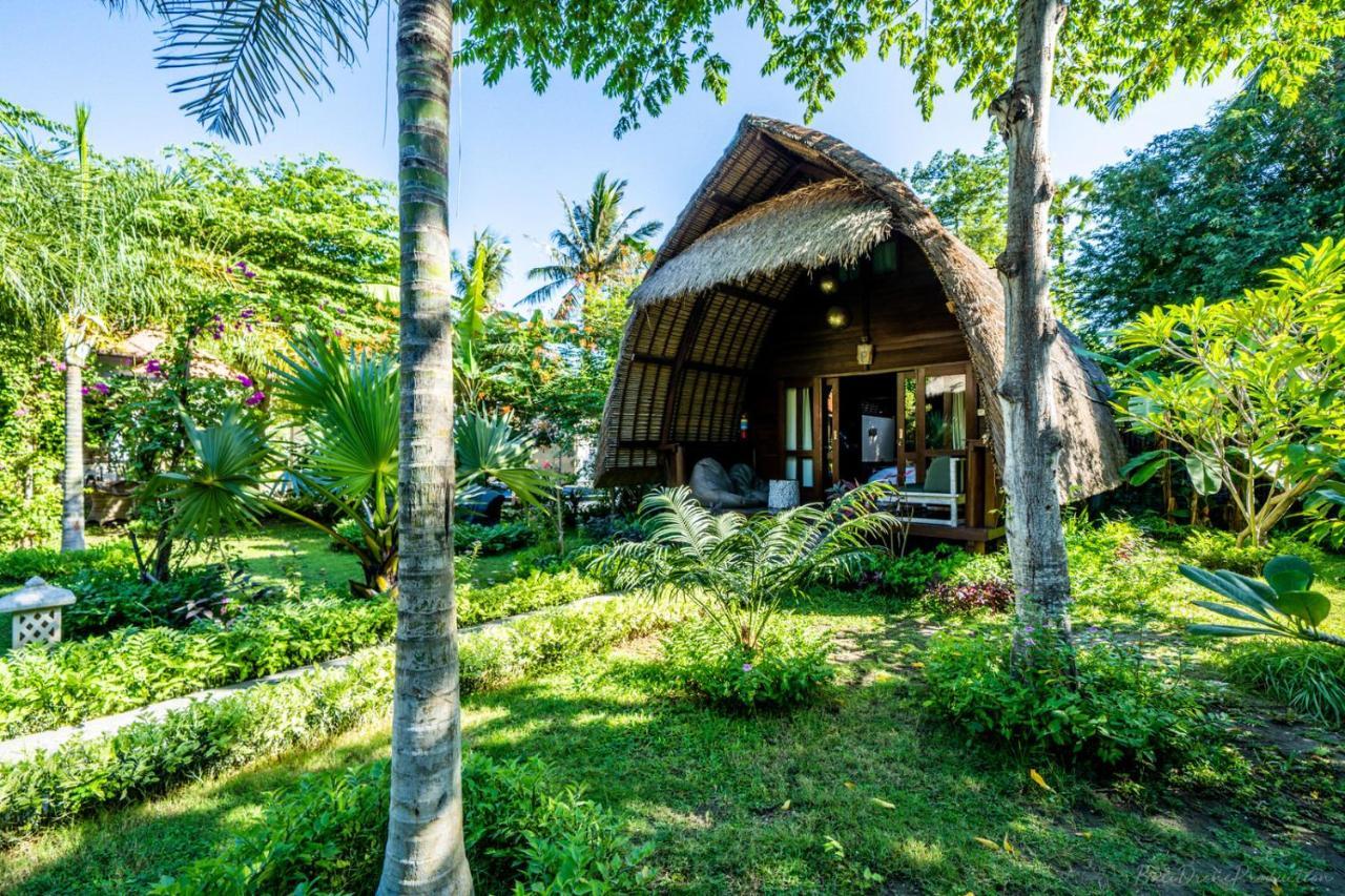 Kelapa 3*