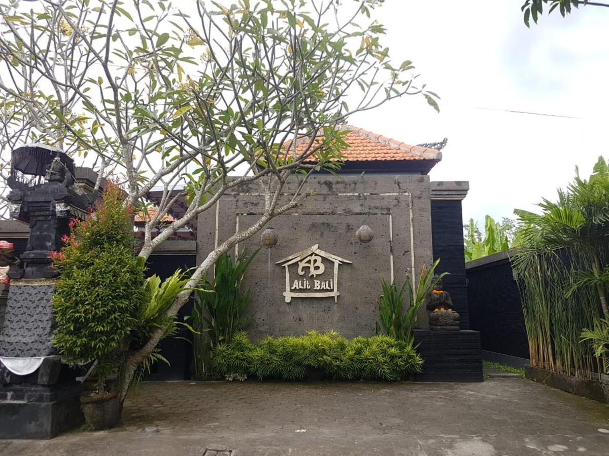 Villa Alit Bali *