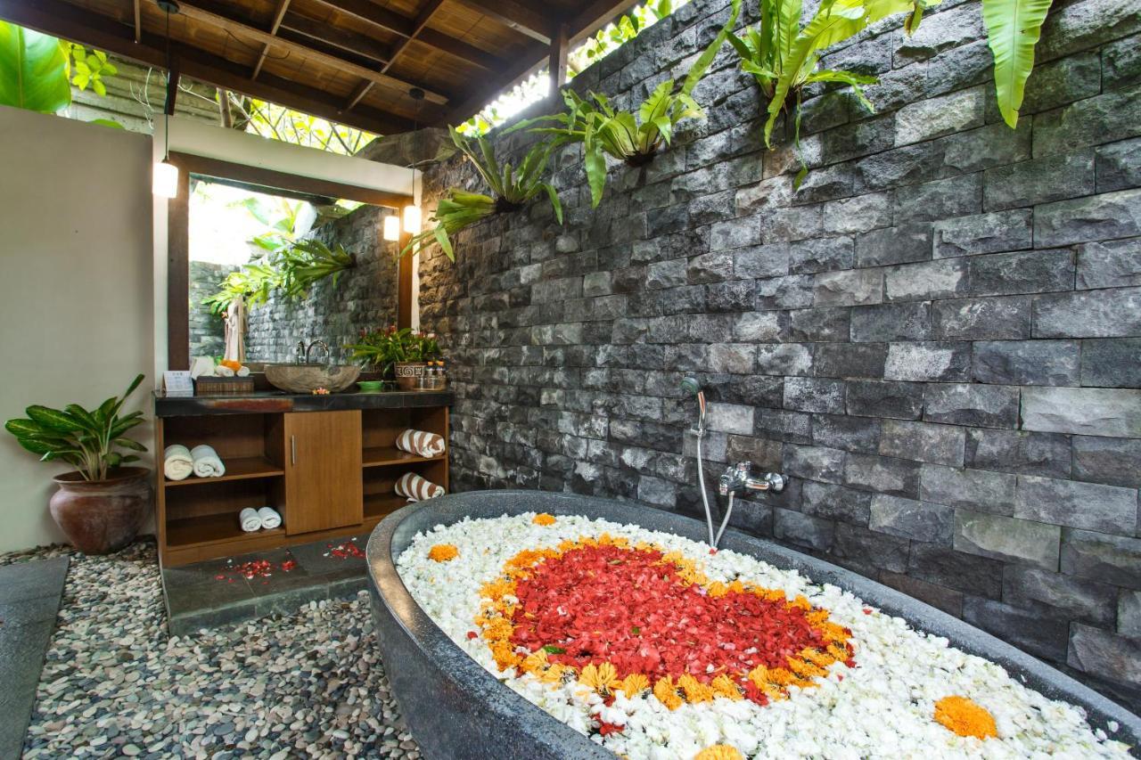 Resort Raya 4*