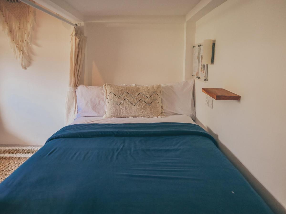 Arya Wellness - Female Only Hostel