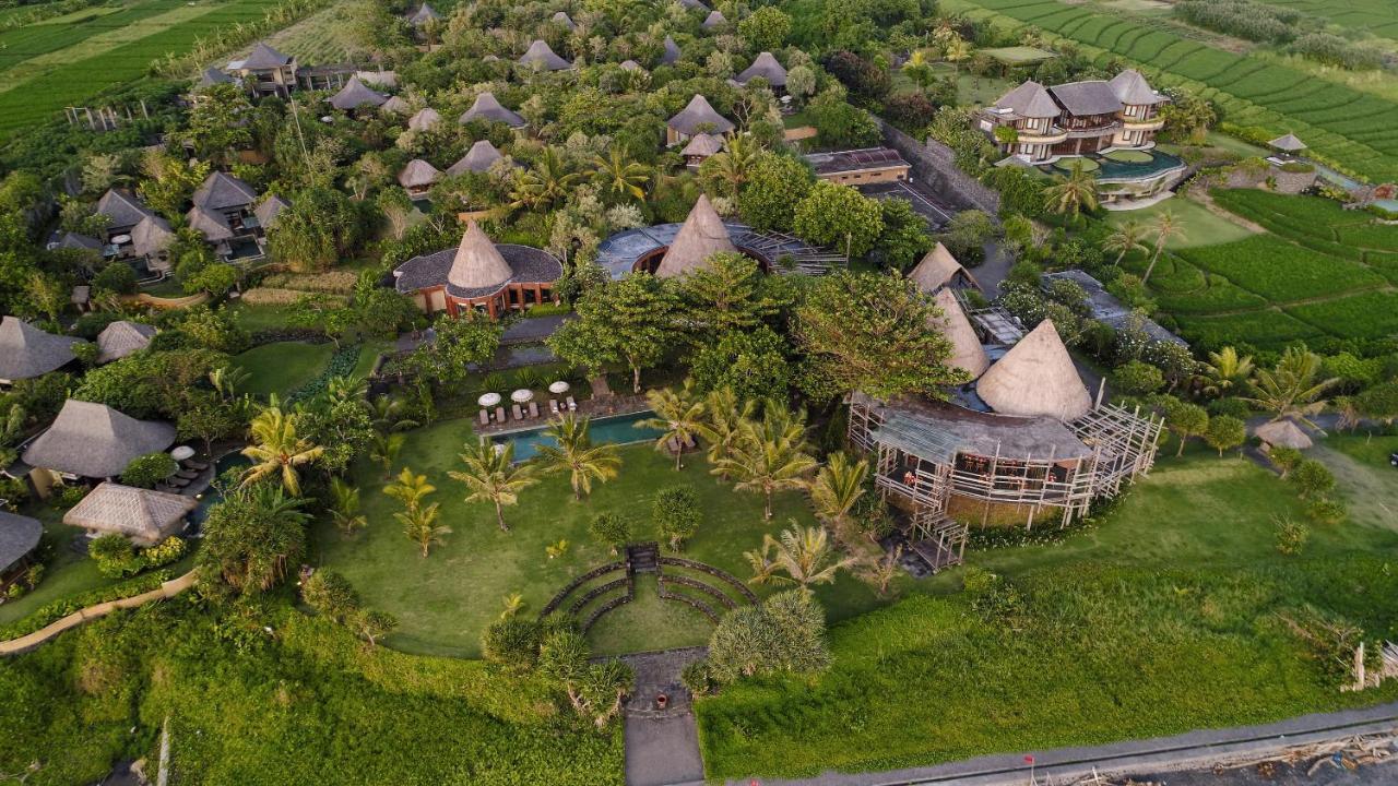 Resort Wakagangga 5*