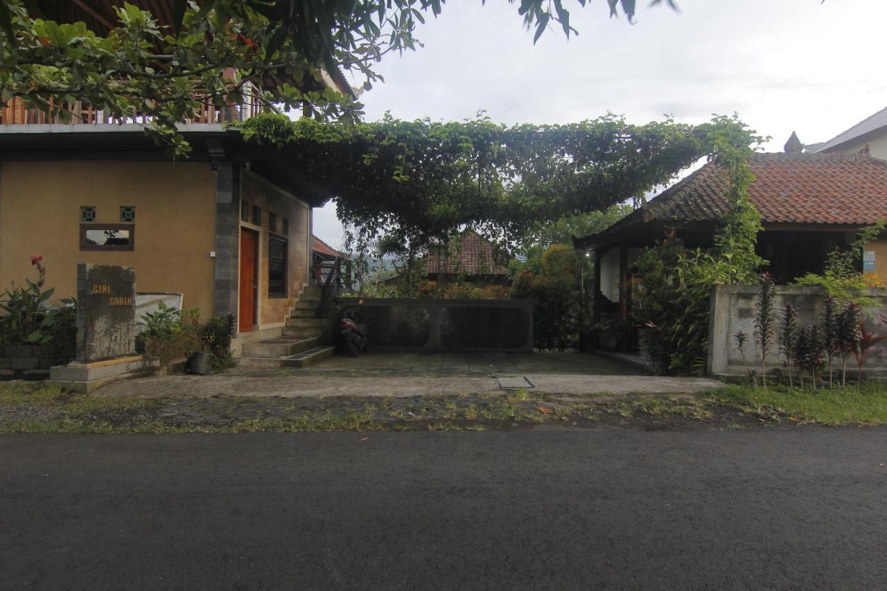 Guest house Giri Carik