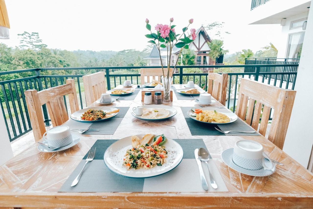 Resort Abian Taksu & 4*