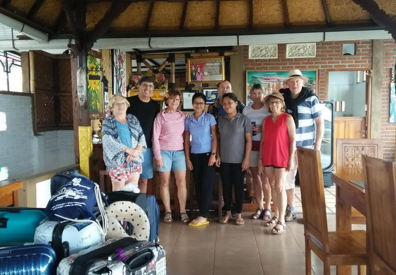 Karang Sari & Restaurant 2*
