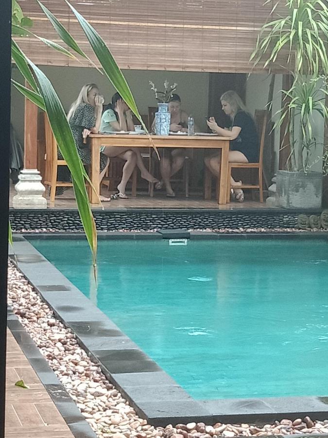 D'puja And Homestay *