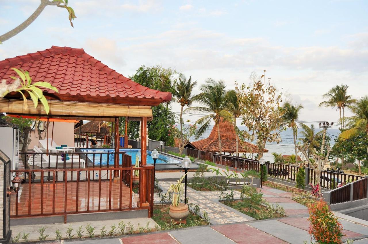 Holiday park Surya Chandra Batununggul