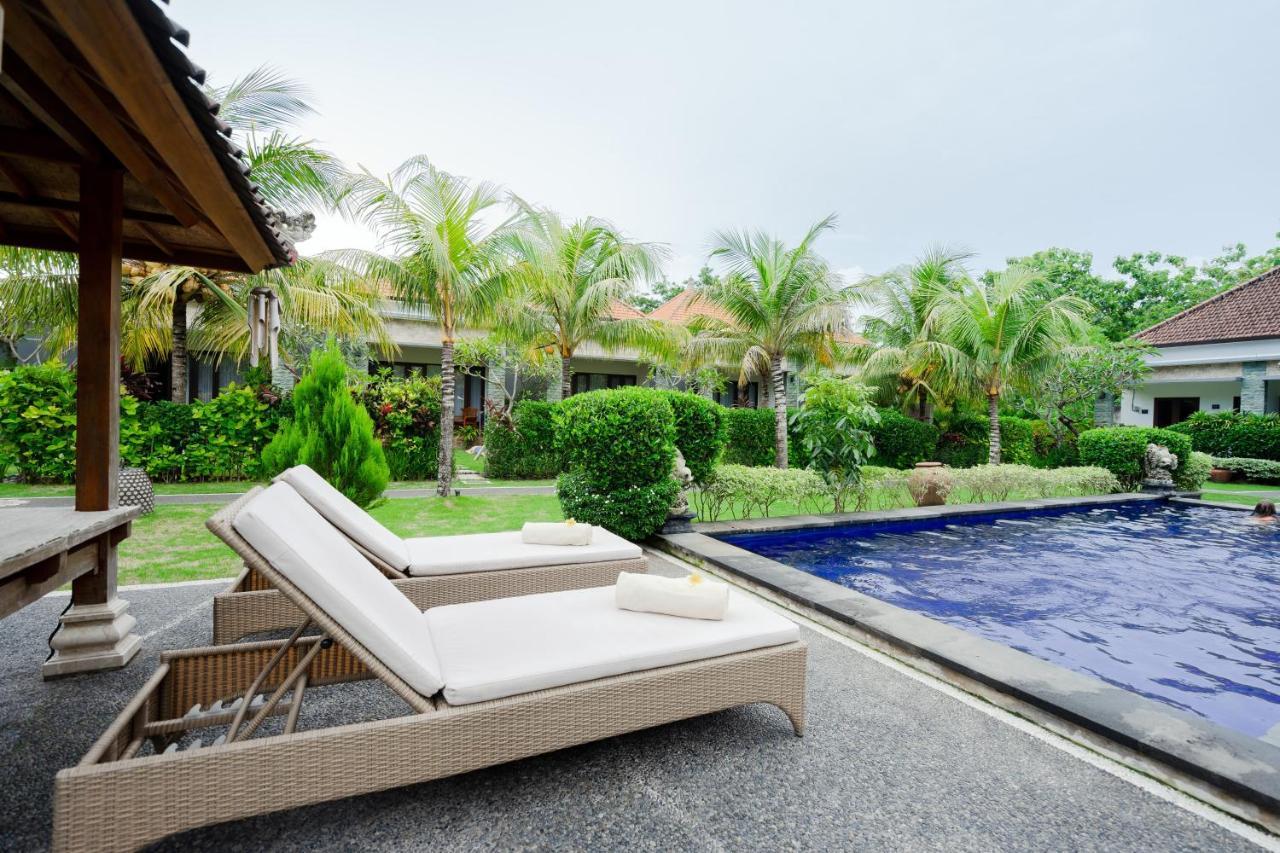 Wira & Uluwatu (Bali)