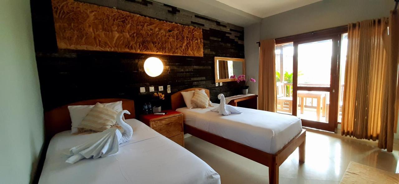 The Point Surfcamp Bali Hotel