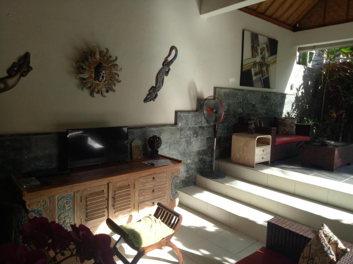 Esa Villa