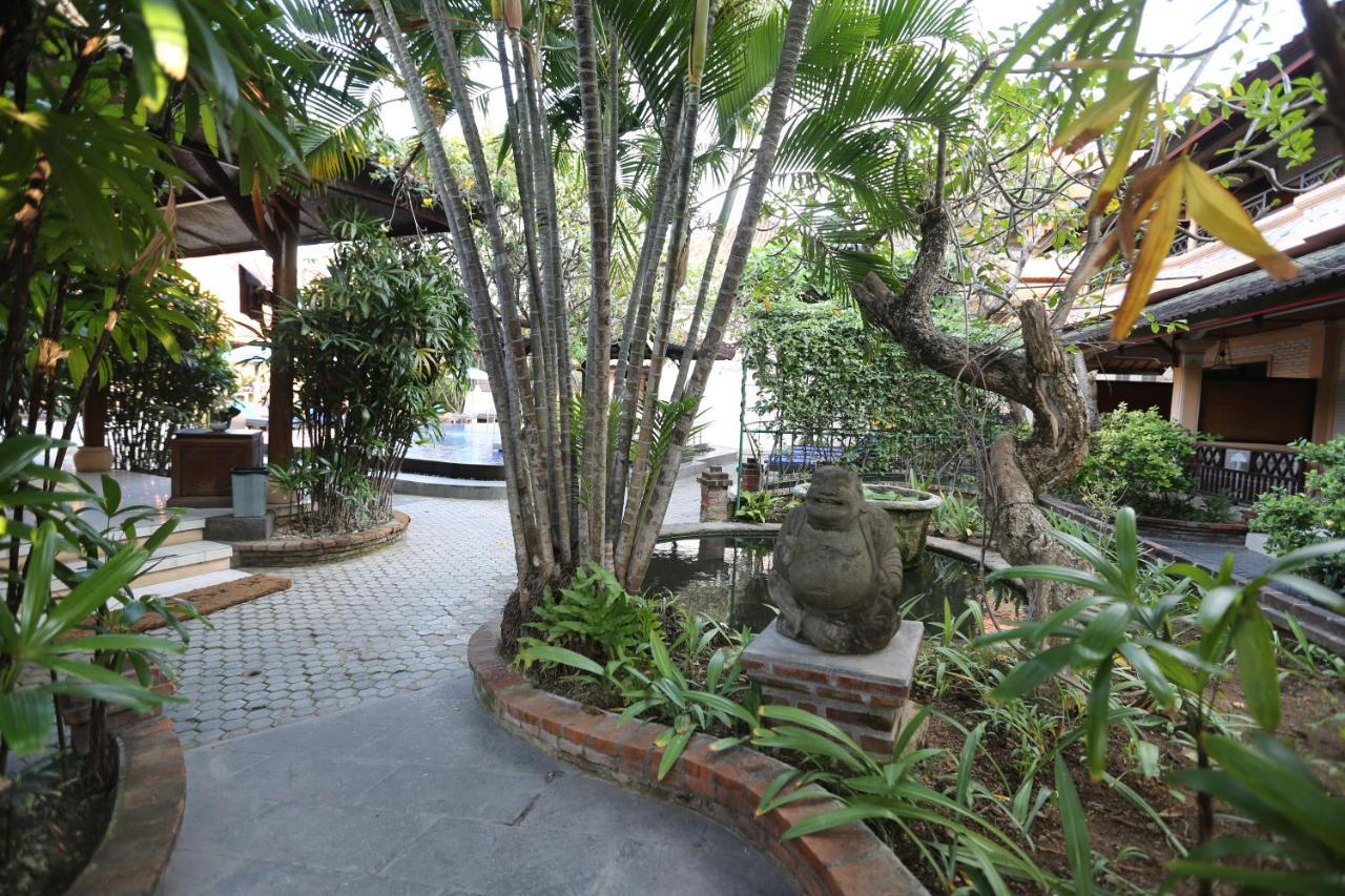Hotel Fat Yogi 2*