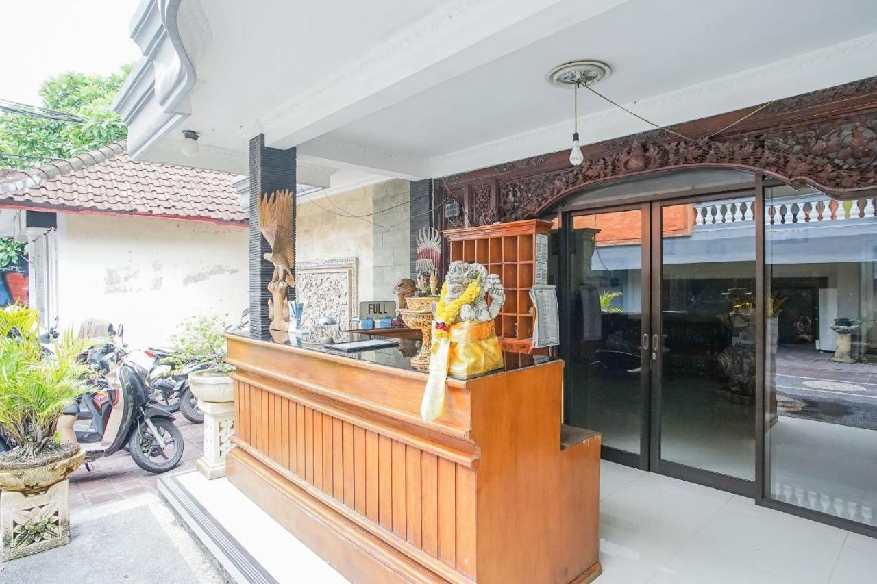 Mahendra Guest house 2*