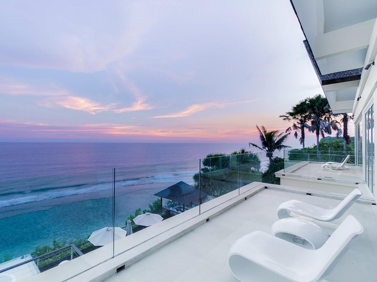 Grand Cliff Ungasan Villa