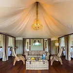 Menjangan Dynasty Resort