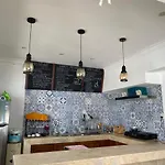 Hikari Guesthouse