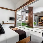 Villa Crazy Roof By Balisuperhost