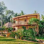 Shanti Toya Ashram