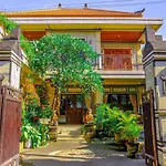 Adi Homestay