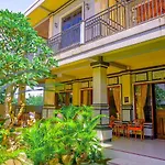Adi Homestay