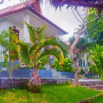 Kuri Garden Cottage