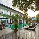 Ubud Raya Boutique Hotel