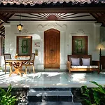Tandjung Sari Hotel