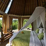 Adiwana Dara Ayu Villas