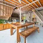 Villa Kasih Lembongan