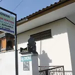 Donna Guest House