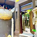 Widya Luxury House