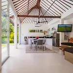 Villa Sitara, Sitara Villa Group