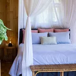 Nyan - Bamboo House