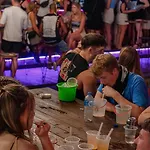 Lushy Hostel Canggu